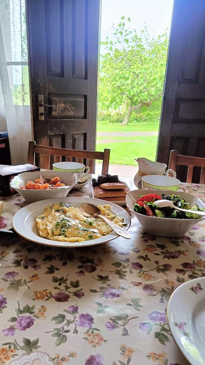 Guest House Knarik Jvari 外观 照片